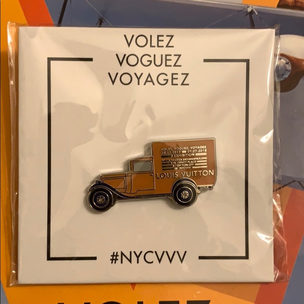 Louis Vuitton Collector’s Pin set - Picture 2 of 6